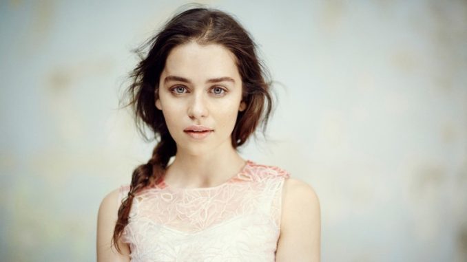 إميليا كلارك Emilia Clarke إميليا كلارك Emilia Clarke
