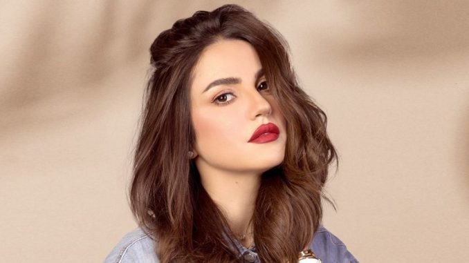 درة زروق Dorra Zarrouk درة زروق Dorra Zarrouk