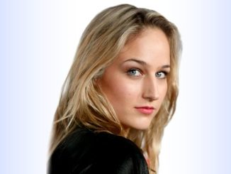 ليلي سوبيسكي Leelee Sobieski