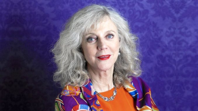 بليث دانر Blythe Danner بليث دانر Blythe Danner