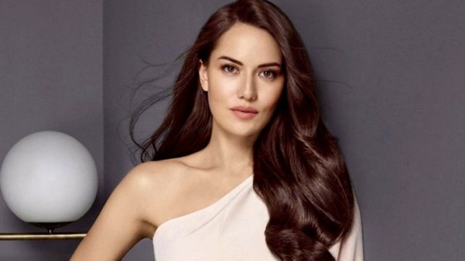 فخرية أوجن Fahriye Evcen فخرية أوجن Fahriye Evcen