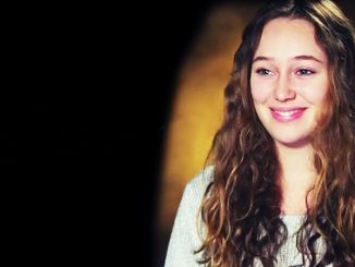 أليشا ديبنام كيري Alycia Debnam Carey