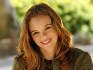دانييل باناباكر Danielle Panabaker