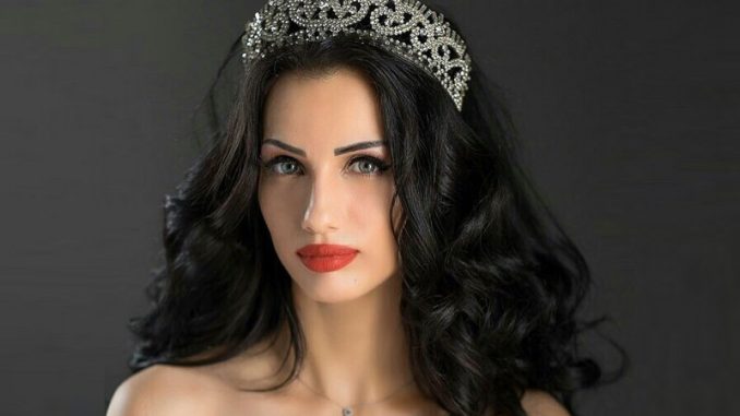 إيمان الباني Imane Elbani إيمان الباني Imane Elbani