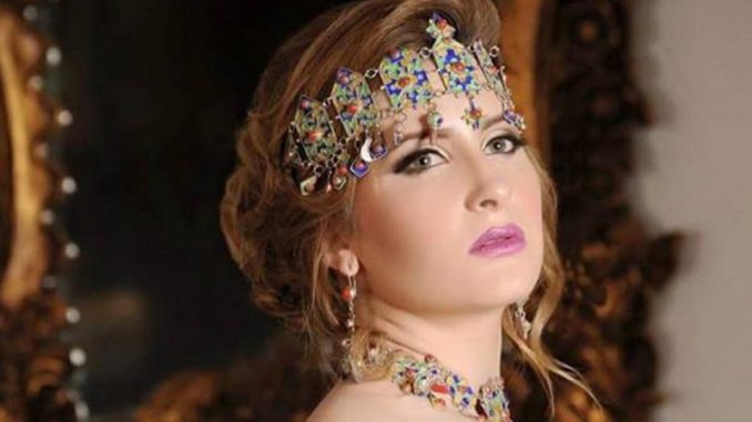 كنزة مرسلي Kenza Morsli كنزة مرسلي Kenza Morsli