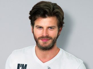 كيفانش تاتليتوغ Kivanc Tatlitug
