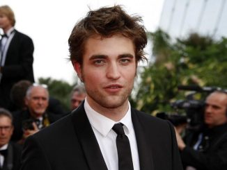 Robert Pattinson