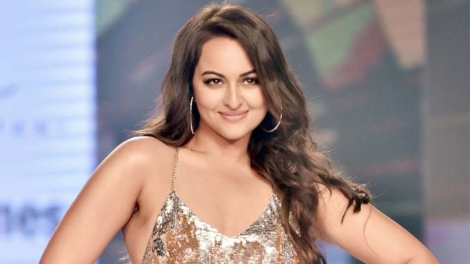 سوناكشي سينها Sonakshi Sinha سوناكشي سينها Sonakshi Sinha