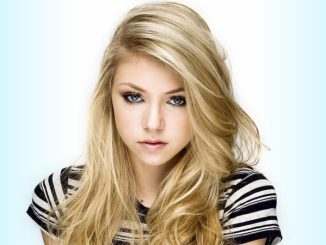 تايلور مومسن Taylor Momsen