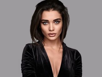 أيمي جاكسون Amy Jackson
