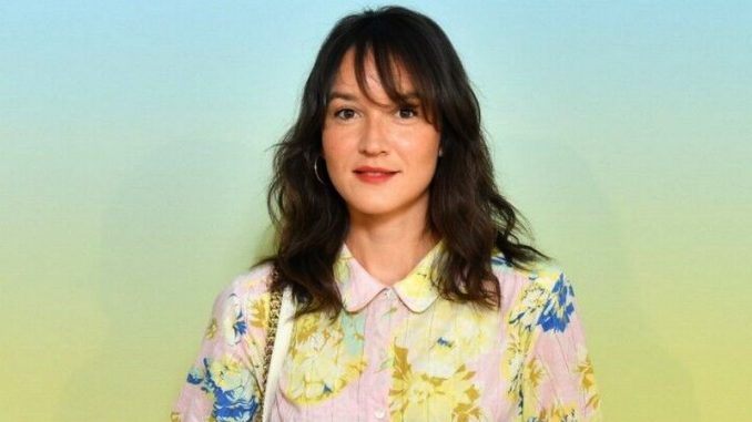 أنيه ديموستييه Anaïs Demoustier أنيه ديموستييه Anaïs Demoustier