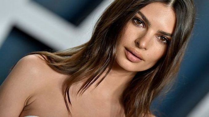 إميلي راتاجكوسكي Emily Ratajkowski إميلي راتاجكوسكي Emily Ratajkowski