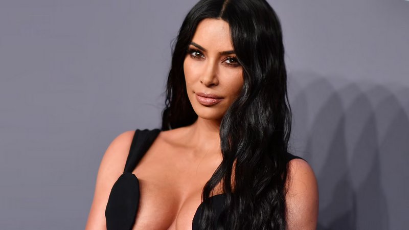 كيم كردشيان Kim Kardashian كيم كردشيان Kim Kardashian