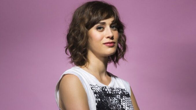 ليزي كابلان Lizzy Caplan