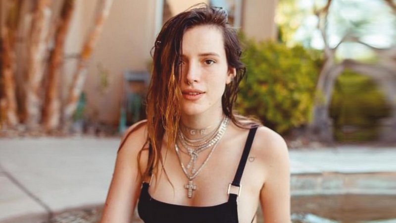 بيلا ثورن Bella Thorne بيلا ثورن Bella Thorne