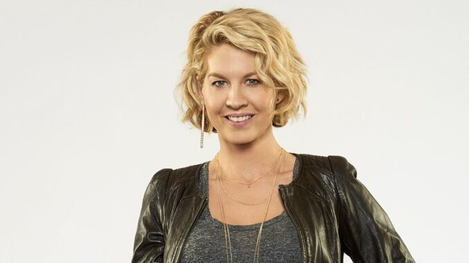 Jenna Elfman