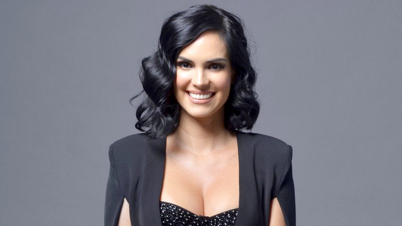سكارليت أورتيز Scarlet Ortiz Scarlet Ortiz