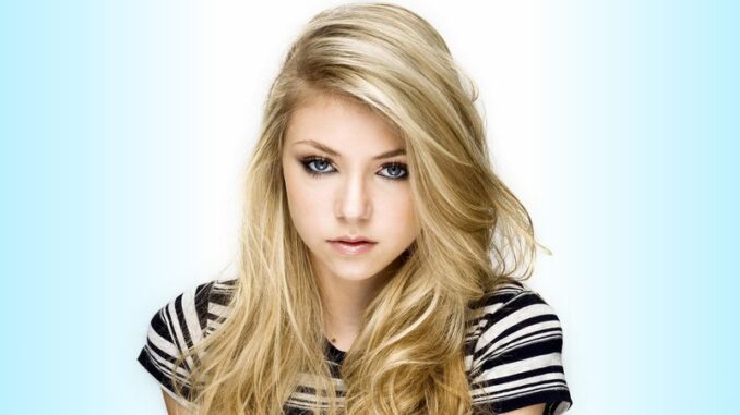 تايلور مومسن Taylor Momsen