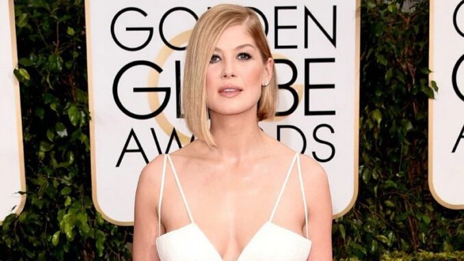 روزاموند بايك Rosamund Pike