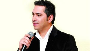 قصة تحول فضل شاكر بين اعتزال الفن والعودة