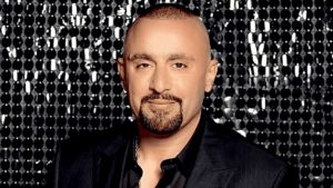 زوجة أحمد السقا: لا تزعجني وسامة زوجي