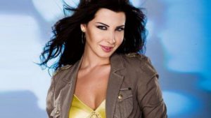 نانسي عجرم: أتناول الفيتامينات و الغذاء الصحي وأمارس الرياضة