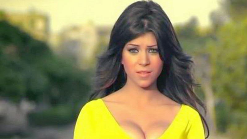 Julia Bobbi Julia Bobbi